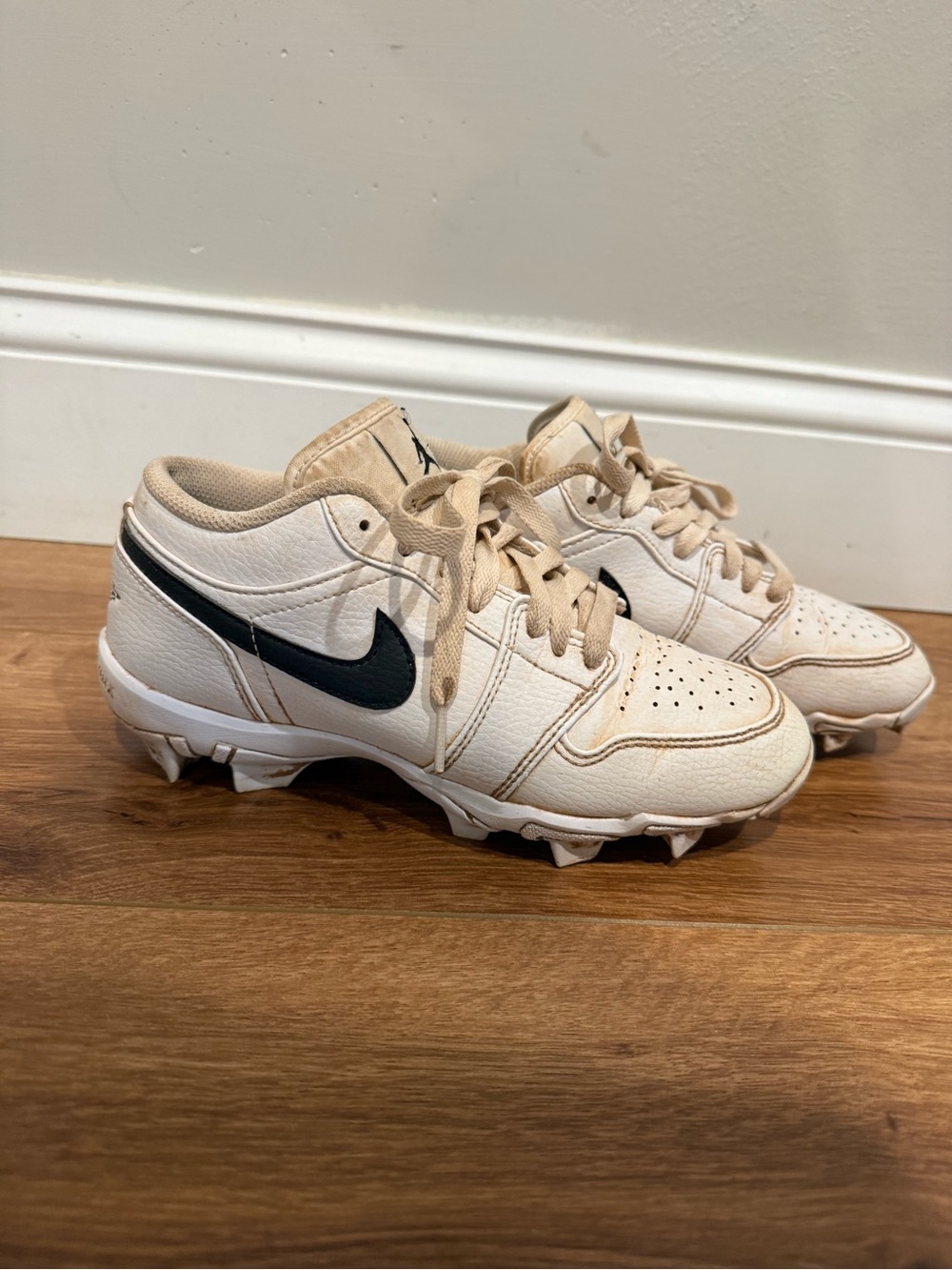 Nike Baseball Cleats with Black Swoosh - Youth Athletic Shoes